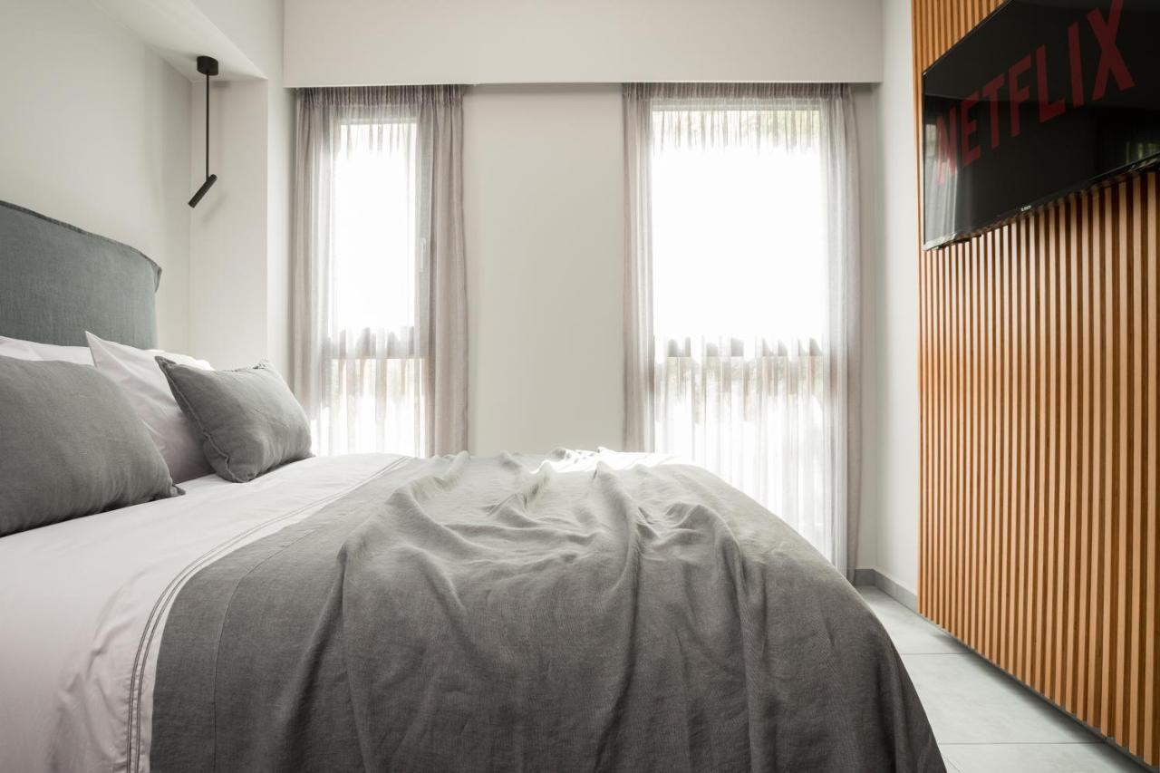 11 Enteka Acropolis Suites Афіни Екстер'єр фото