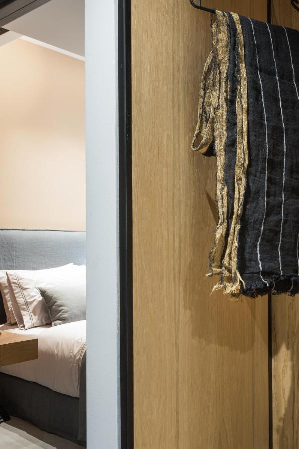 11 Enteka Acropolis Suites Афіни Екстер'єр фото