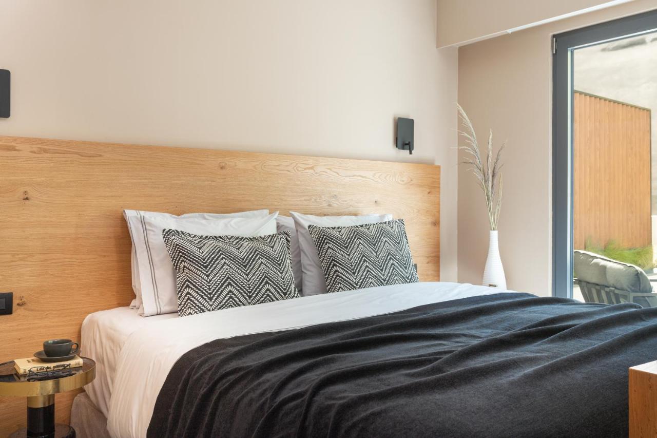 11 Enteka Acropolis Suites Афіни Екстер'єр фото