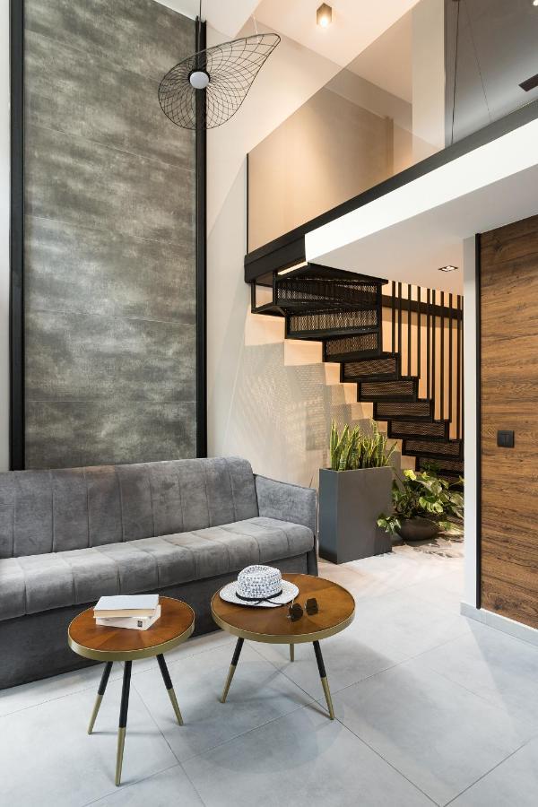 11 Enteka Acropolis Suites Афіни Екстер'єр фото