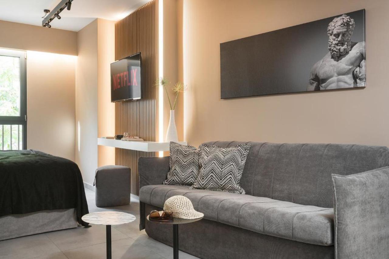 11 Enteka Acropolis Suites Афіни Екстер'єр фото